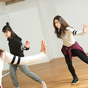 ダンススクール